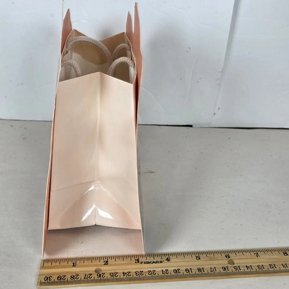 Vintage Hallmark tabby kitties‎ cat Gift Bag cute gifting realistic pink cutout